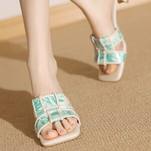 women shoes Heels